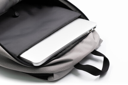 Laptop compartment, up to 15.6”