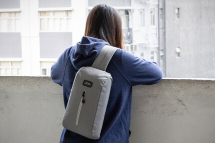 Reflective details for road safety