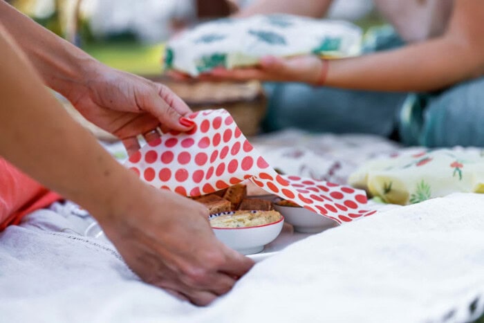 Reusable Beeswax & Vegan Wax Wraps – Assorted 3 Pack