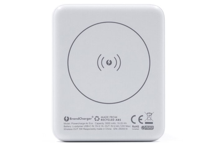 Effortless Wireless Charging with Magnetic Alignment