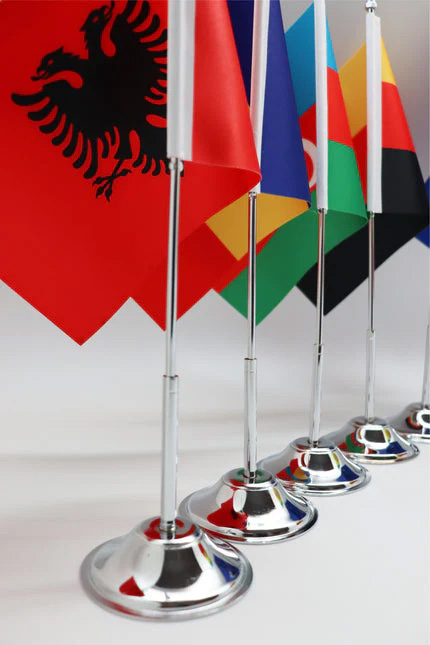 Rust-Resistant Chrome Poles in Elegant Finishes